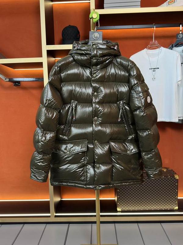 Moncler Men's Outwear 212